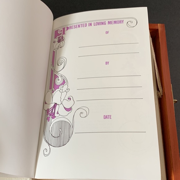 The Holy Bible King James 1976 Hardcover Protestant Edition in Wooden Box - Picture 7 of 16